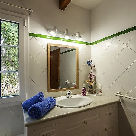 Es Brinet Vakantiehuis *